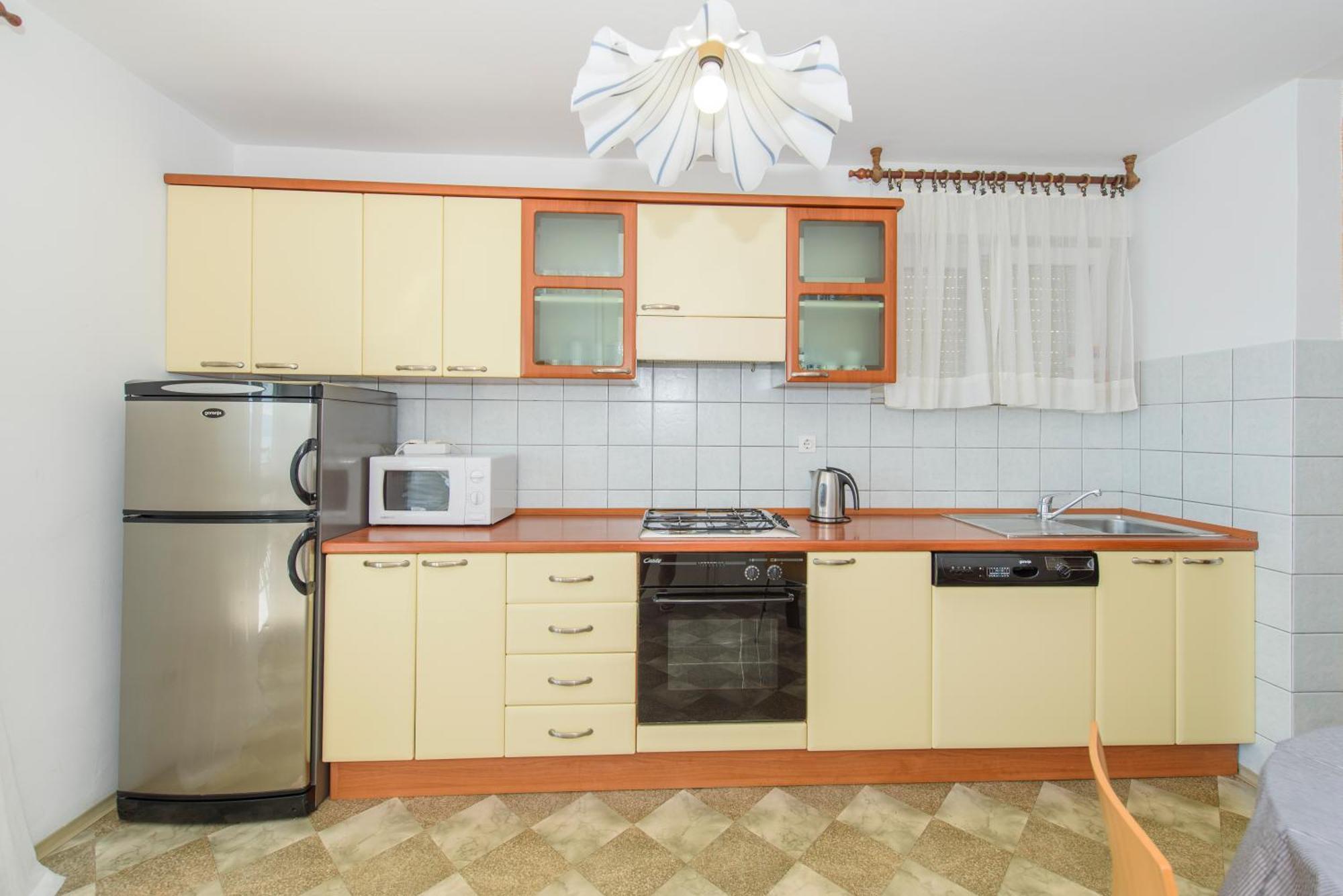 Sunny Apartment Omis